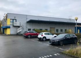 BATIMENT INDEPENDANT D'ACTIVITES A LOUER - 1226 m² - LIEVIN BATIMENT INDEPENDANT D'ACTIVITES A LOUER - 1226 m² - LIEVIN