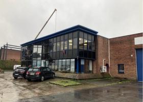 LOCAUX D'ACTIVITES A VENDRE - 1 500 m² - SECLIN - ZONE INDUSTRIELLE B LOCAUX D'ACTIVITES A VENDRE - 1 500 m² - SECLIN - ZONE INDUSTRIELLE B