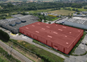 À vendre bâtiment industriel d'environ 12 000 m2 à Nieppe À vendre bâtiment industriel d'environ 12 000 m2 à Nieppe