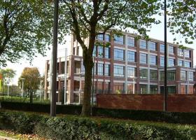 Bureaux Lille - Roubaix : Le CCAS Les 3 Ponts de Roubaix s'installe Sur l'immeuble Salengro