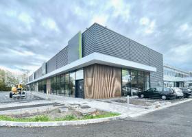 A louer entrepôt bureaux d'environ 615 m2 à Trith Saint Leger - Secteur Valenciennes A louer entrepôt bureaux d'environ 615 m2 à Trith Saint Leger - Secteur Valenciennes