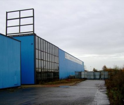 LA SOCIETE VIAL MENUISERIES LOUE 2 500 m2 à LIBERCOURT (62)