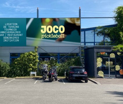 Tostain & Laffineur accompagne l’implantation de JOCO Pickleball à la Pilaterie